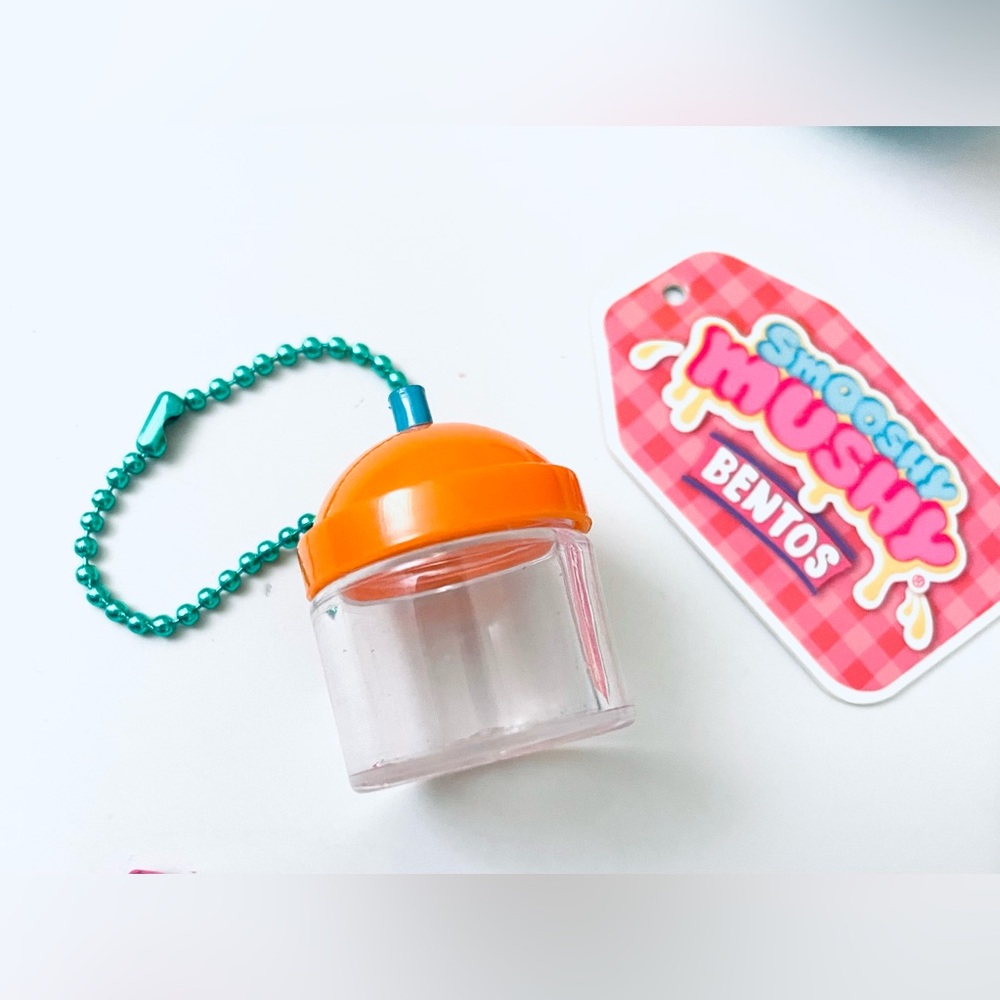 🆓Orange and Clear Keychain Accessory